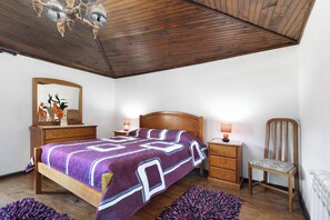 4 soverom, wi-fi (inkludert) og sengetøy