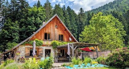 GĂźte dans un chalet typique montagne au cĆur de la Chartreuse
