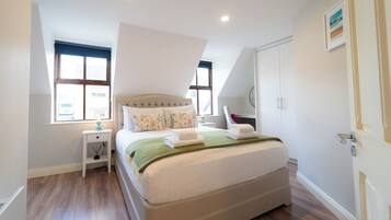 2 bedrooms, iron/ironing board, travel crib, WiFi