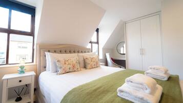 2 bedrooms, iron/ironing board, travel crib, WiFi