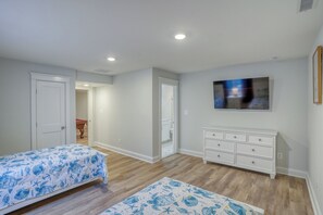 7 habitaciones, tabla de planchar con plancha y wifi gratis