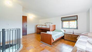 3 Schlafzimmer, BĂŒgeleisen/BĂŒgelbrett, BettwĂ€sche
