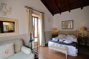 1 chambre, Wi-Fi gratuit, draps fournis