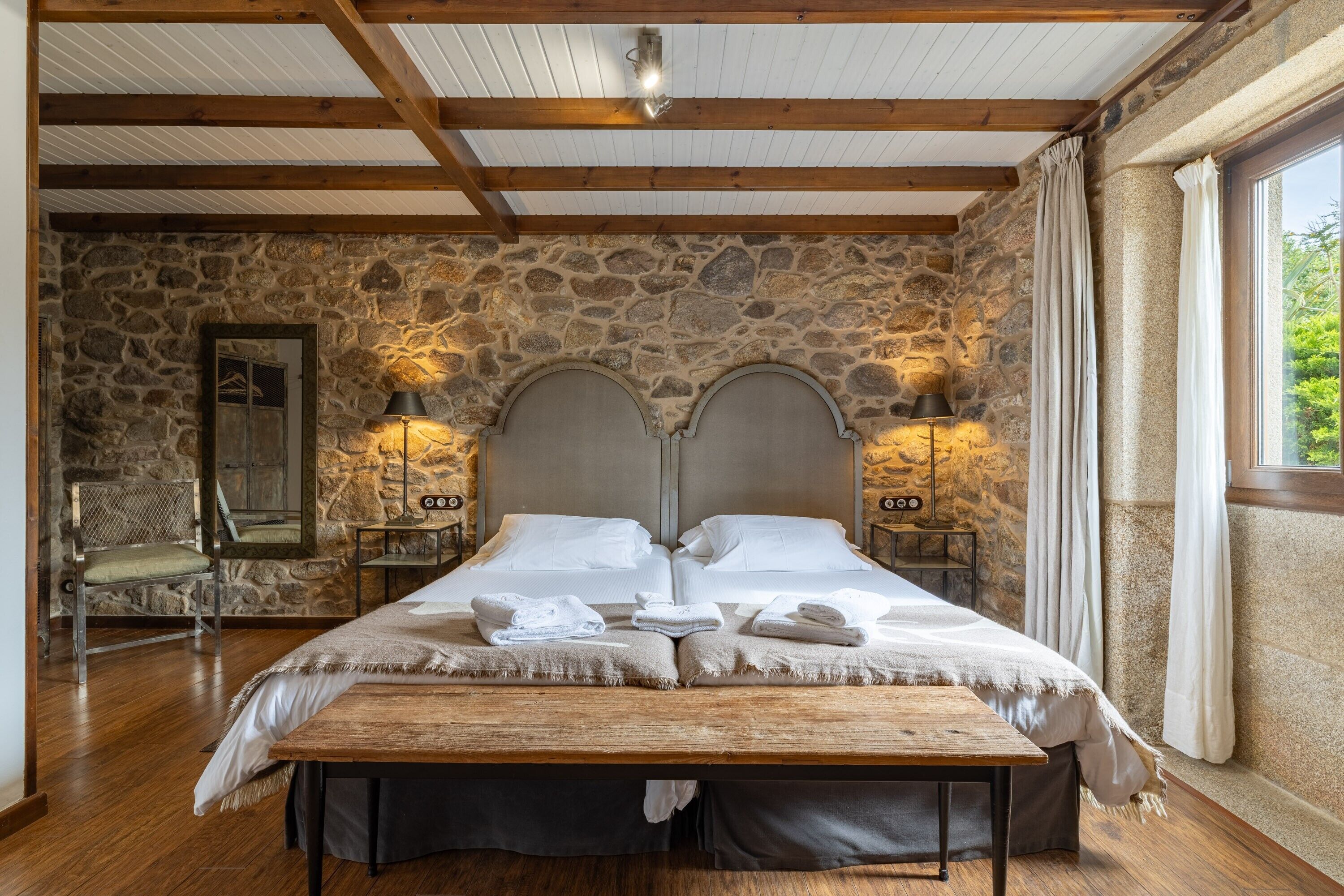 1 多间卧室、免费 WiFi、床单