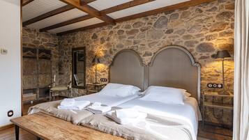1 quarto, Wi-Fi de cortesia, roupa de cama