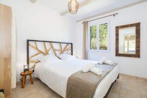 1 chambre, accès au Wi-Fi (inclus), literie fournie