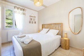 1 chambre, accès au Wi-Fi (inclus), literie fournie