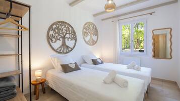 2 chambres, Wi-Fi gratuit, draps fournis