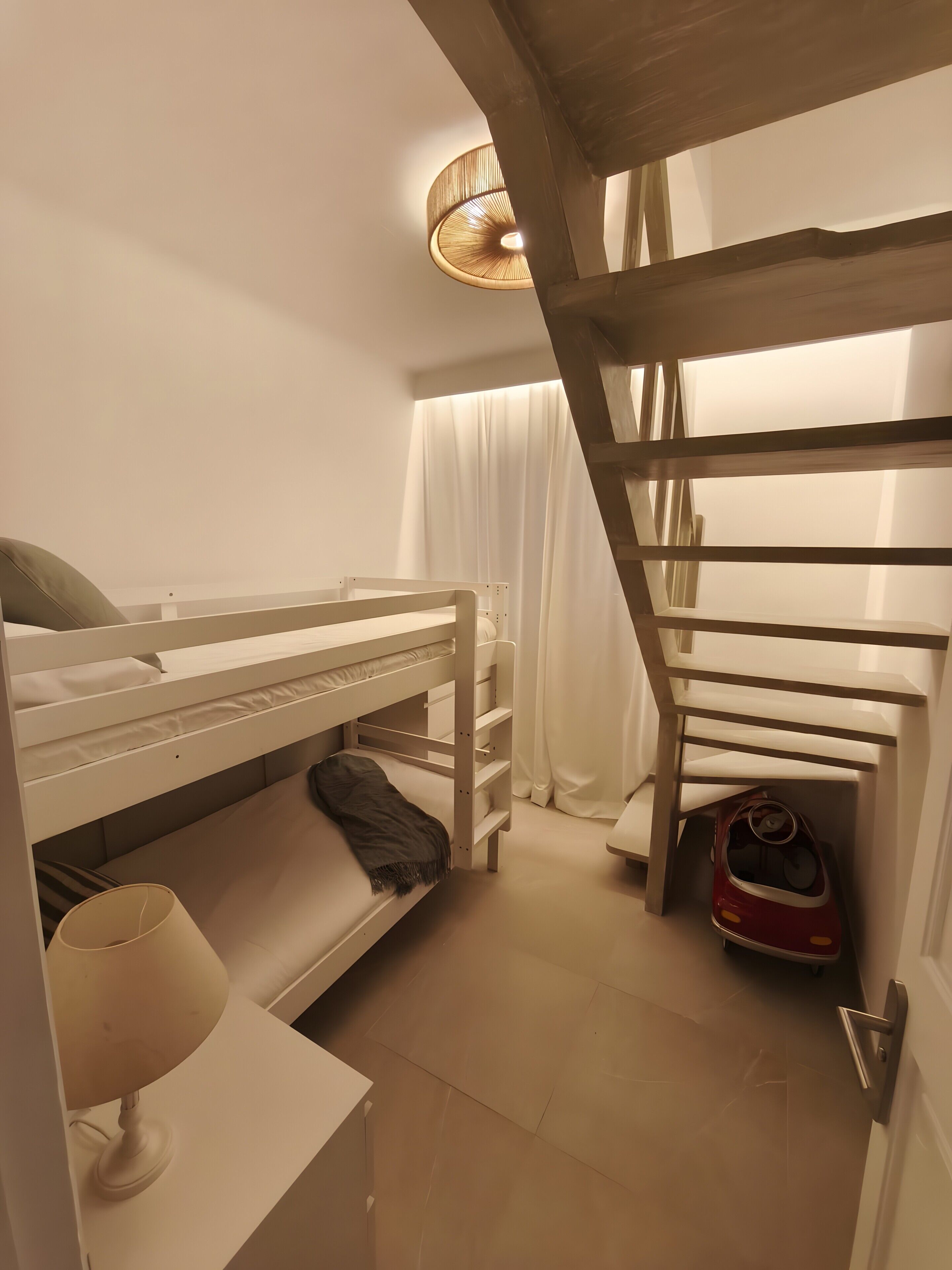 6 Schlafzimmer, Bügeleisen/Bügelbrett, kostenloses WLAN, Bettwäsche