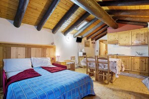 1 bedroom, free WiFi, bed sheets - Apartment 'Grimondet' with Shared Terrace, Shared Garden and Wi-Fi (Gressan)