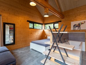 4 habitaciones, tabla de planchar con plancha y wifi gratis