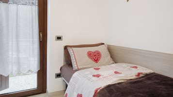 免费 WiFi、床单