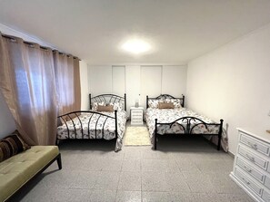 1 camera, ferro/asse da stiro, Wi-Fi gratuito, lenzuola