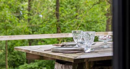 Chalet 'La Cafoutche De Minus Rénovée' avec Terrasse Privée, Jardin Commun et Wi-Fi