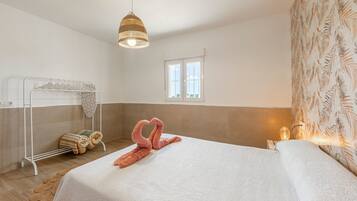 1 dormitorio y ropa de cama