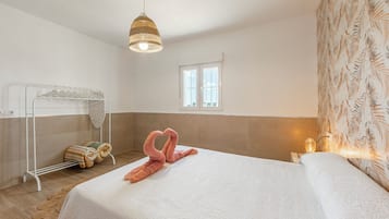 1 dormitorio y ropa de cama