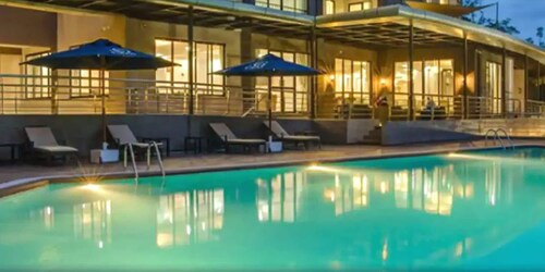 Gem Suites Hotel & Luxury Serviced Apartments