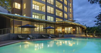 Gem Suites Hotel & Luxury Serviced Apartments