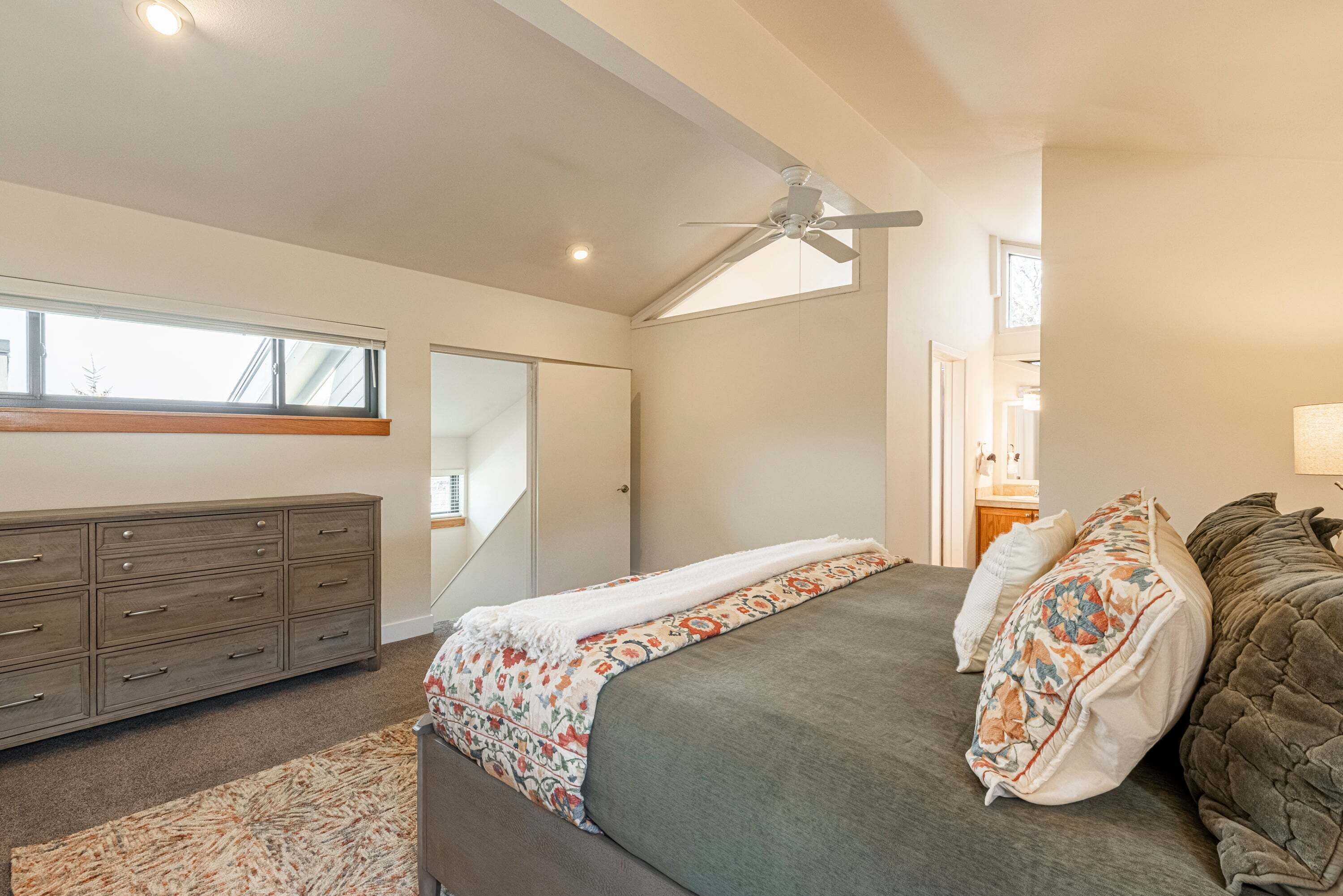3 chambres, Wi-Fi gratuit, draps fournis