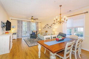 Interior - Cozy 2BR at Barefoot! Perfect for 4! Unit 414 (North Myrtle Beach)
