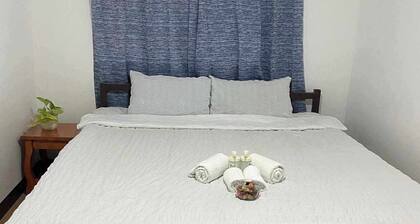 Your cozy getaway awaits in Quezon City at this gorgeous house.With 1 double bed