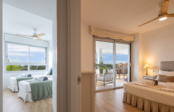 3 bedrooms, iron/ironing board, free WiFi, bed sheets