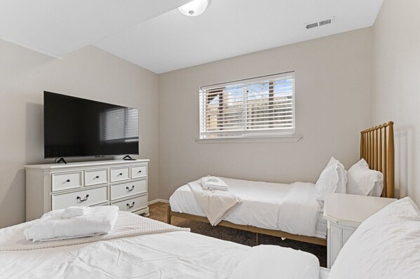 2 bedrooms, free WiFi