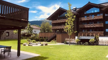 Chalet | Property grounds