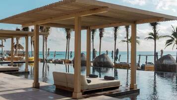 Udendørs pool, opvarmet pool