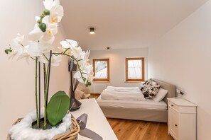 1 室のベッドルーム、アイロン / アイロン台、WiFi (無料)、ベッドシーツ