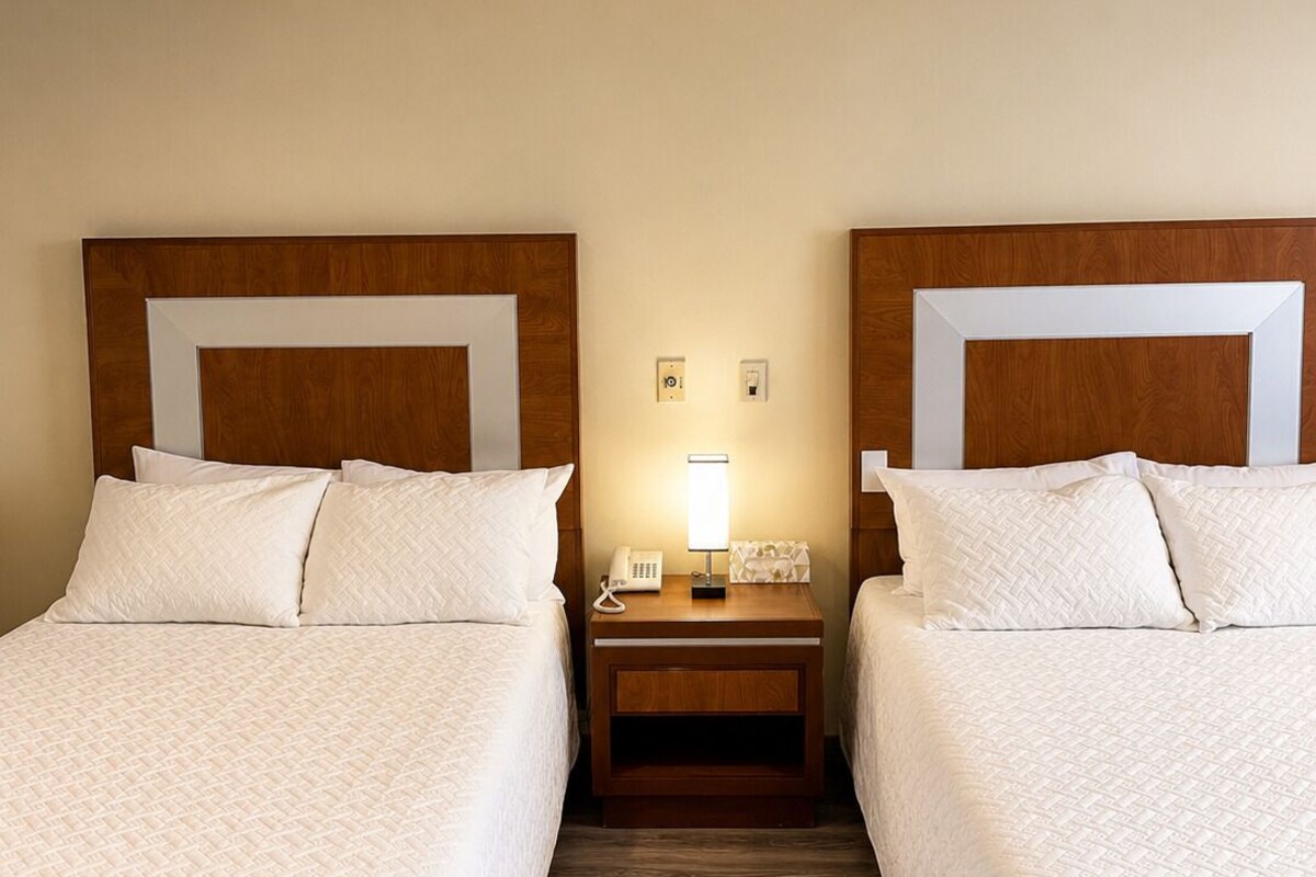 Comfort Double Room, City View | Hypo-allergenic bedding, laptop workspace, soundproofing, free WiFi