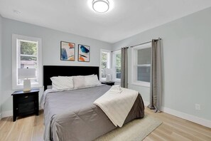 4 dormitorios, tabla de planchar con plancha, wifi gratis y ropa de cama