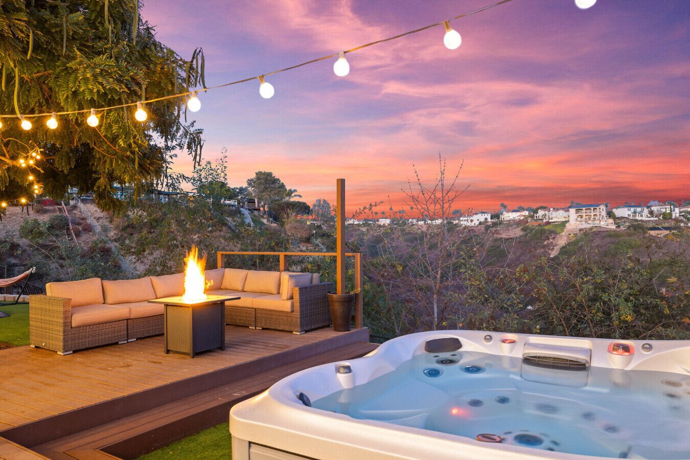 Outdoor spa tub