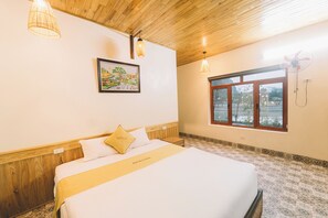 デラックス ダブルルーム パティオ レイクビュー | 防音設備、WiFi (無料)