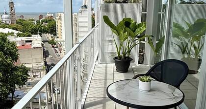 Urban Bliss Stay - Minimalist Elegance and Premium Comfort
