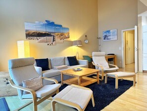 Unclassified image, 3 of 26, button