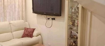 London - Waterfront House - Stay8 - Parking - Yard