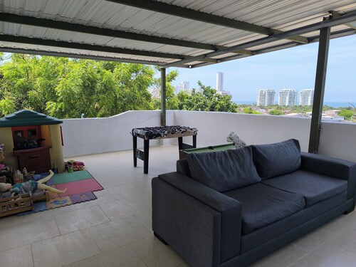 Casa Negrete: Comodidad y Encanto en Cartagena