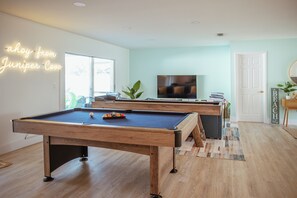 Games room - Pickleball, Heated Pool, Hot Tub, Golf & Games, 10 min to Beach (Bradenton)