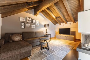 Chalet | Balcony - Welcoming Chalet With Balcony (Ehrwald)