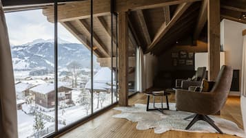 Chalet | 3 bedrooms, individually furnished