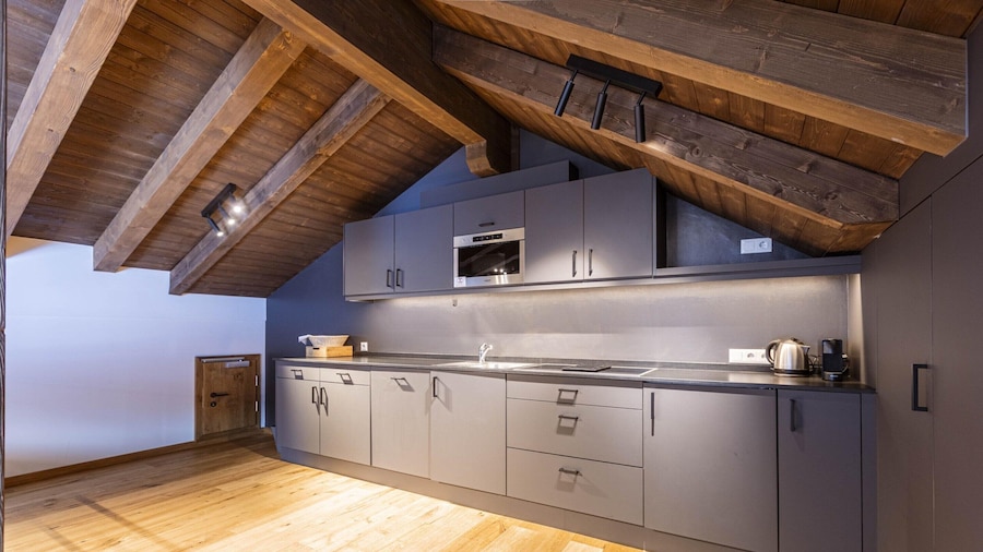 Welcoming Chalet With Balcony