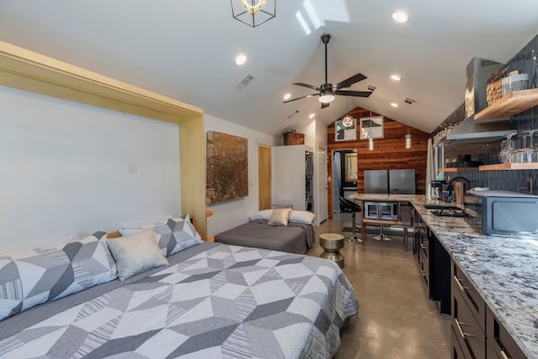 1 chambre, fer et planche Ă repasser, Wi-Fi, draps fournis