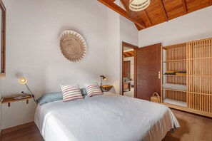 2 habitaciones, tabla de planchar con plancha y wifi gratis 