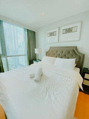 2 chambres, coffres-forts dans les chambres, bureau, Wi-Fi