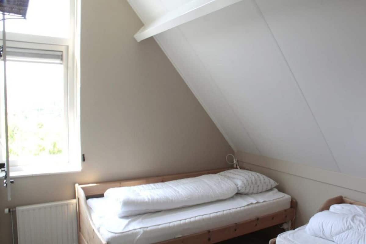 29 Schlafzimmer, individuell eingerichtet