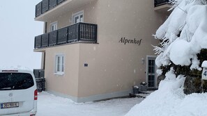 Classic Apartment, 4 Bedrooms | Exterior