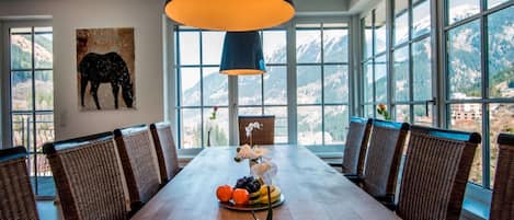 Classic-Apartment, 3 Schlafzimmer | Speisen