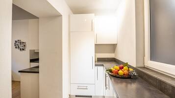 Deluxe-Apartment, 4 Schlafzimmer | Eigene Küche | Geschirrspüler, Wasserkocher mit Kaffee-/Teezubehör, Wasserkocher