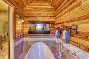 Dusche, Haartrockner, Handtücher, Shampoo